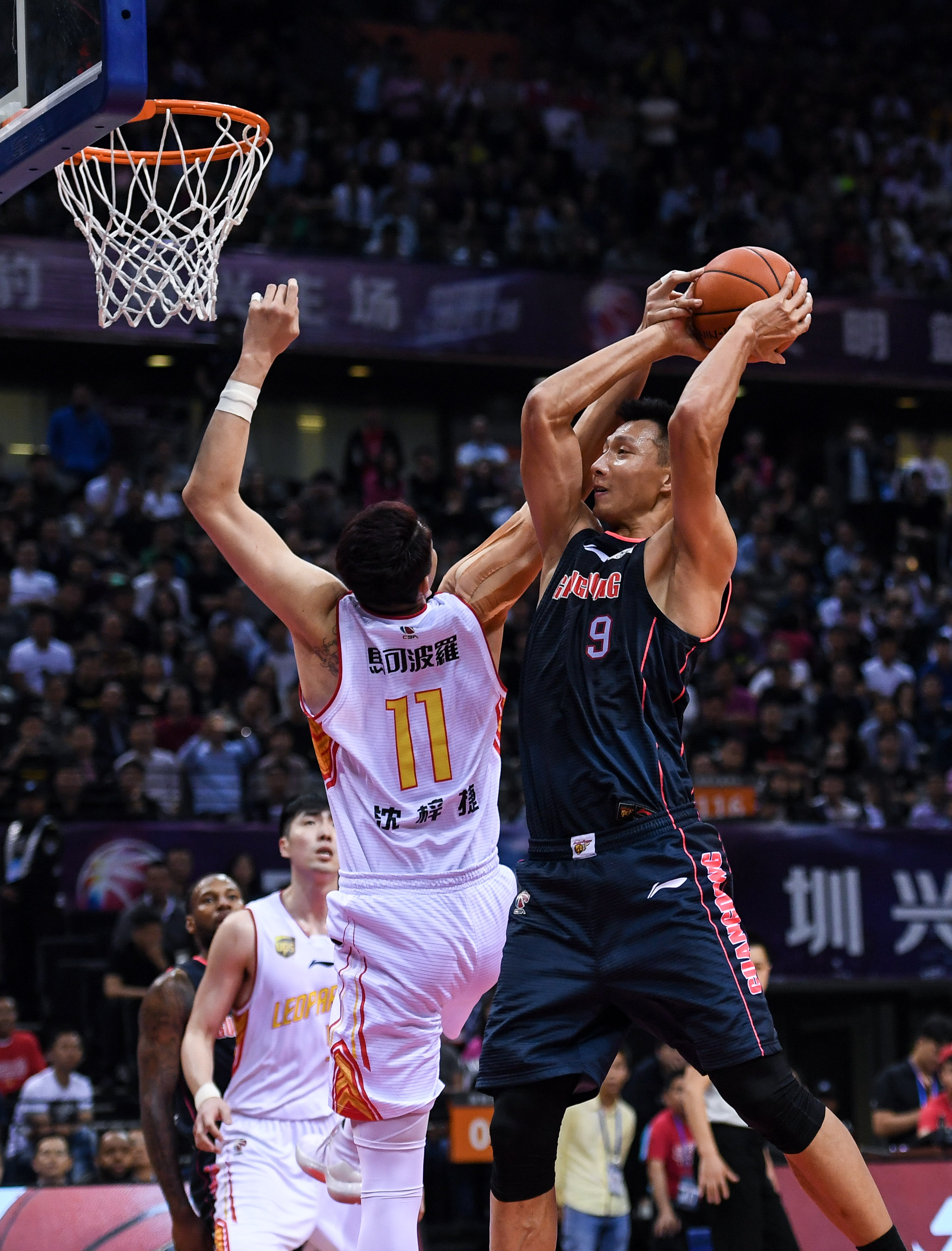 冠前景的球 冠前景的球