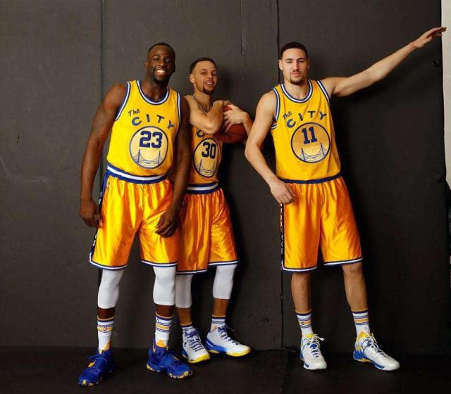 团战决策的 团战决策的